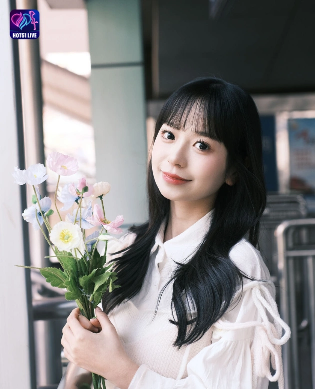 You are currently viewing Yun Lin Er Beautiful Star di Livestream Hot51