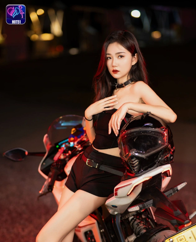 Di Li Re Ya Beautiful di Hot51 Ulasan Mendalam 2 - Hot51 Di Li Re Ya.Hot51live