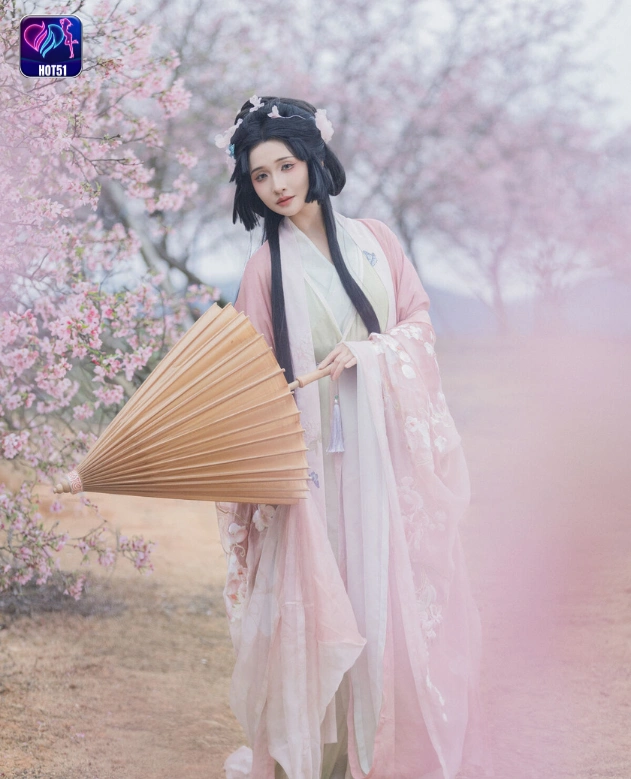 Oun Jie Fong.Hot51live