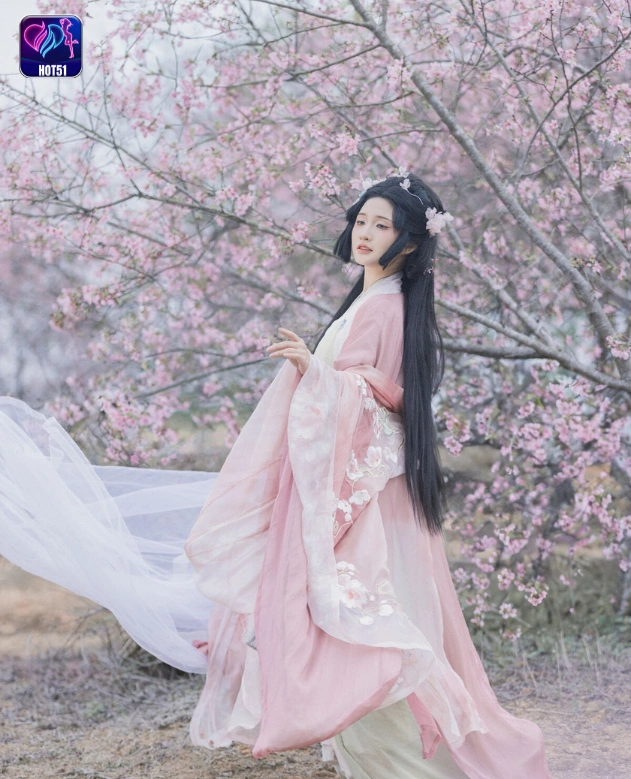 Oun Jie Fong.Hot51live